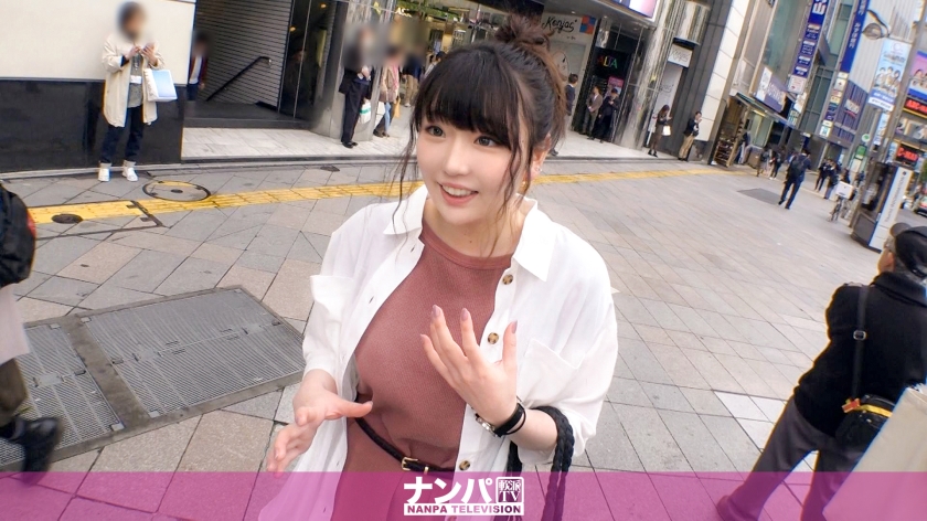 笑顔が可愛い保育士さん、エッチなインタビューでスライムおっぱいを揺らしてヤられちゃう！