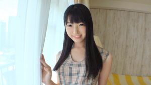 【初撮り】8頭身美少女、アイスクリーム屋がAV初挑戦！震える敏感ボディに超ピストン「もうだめ…」