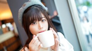 「20歳才女、チ○ポで我を忘れる！イキ過ぎ痙攣注意の淫乱AV体験！」