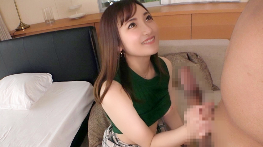 【AV体験】綺麗顔の栄養士、初めての激ピスに絶頂！厭らしい肢体が露わに